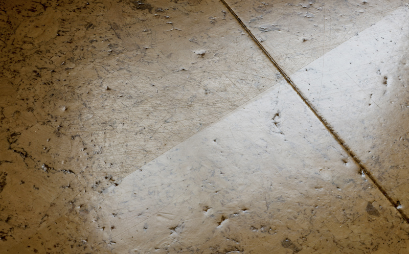 Korkboden auffrischen mit Kork-Pflegemitteln